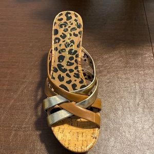 Jessica Simpson, cute gold combo open toe sandal